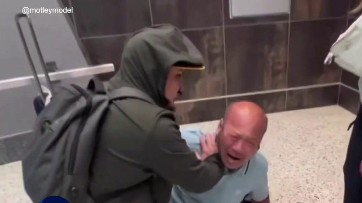 ICE agents arresting immigrants at US airport gates; advocates issue domestic travel advisory