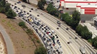 405 Freeway crash: Motorcyclist killed in Sherman Oaks
