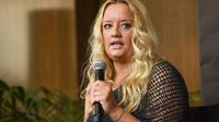'The Office' star Lucy Davis reveals Stage 4 incurable breast cancer diagnosis