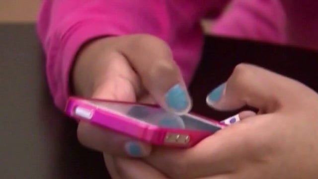 LAUSD students return to school Wednesday with new screen-time rules