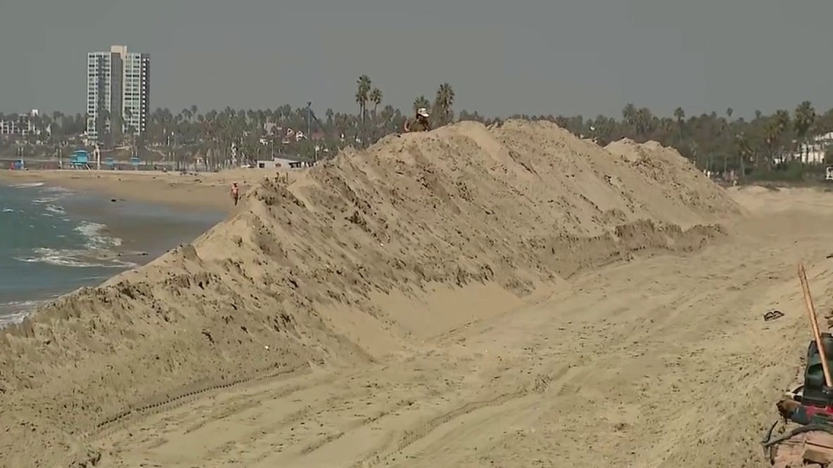 Long Beach declares emergency as Hurricane Polo swell looms