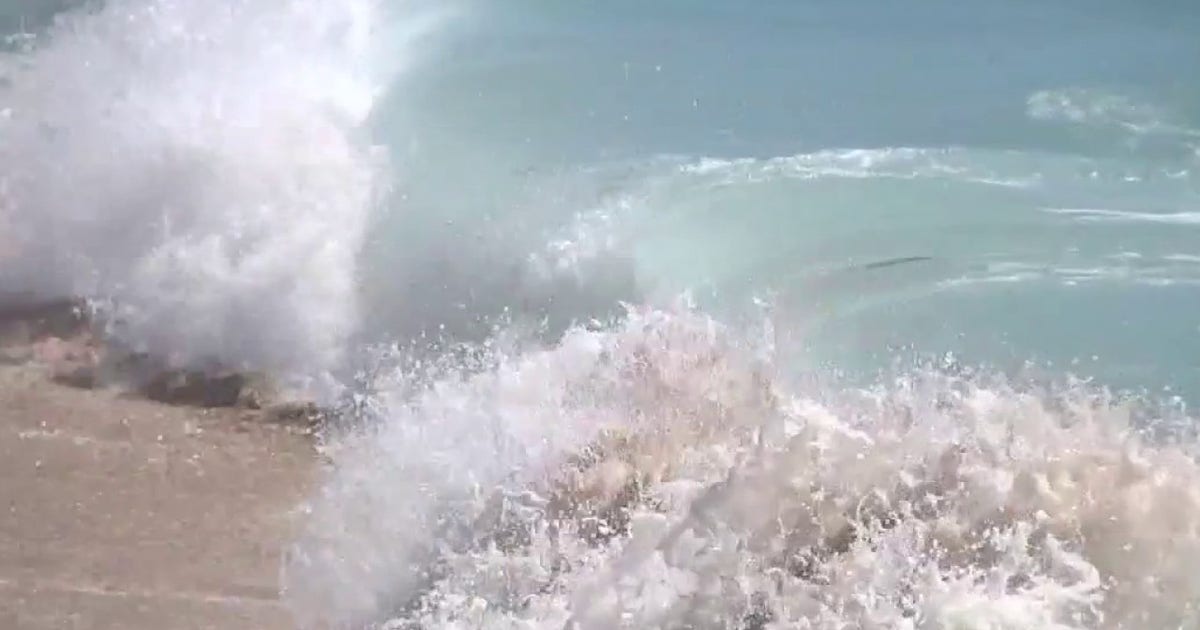Newport Beach braces for more erosion as Hurricane Polo nears