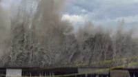 Long Beach evacuates homes after Hurricane Marie's remnants damage seawall