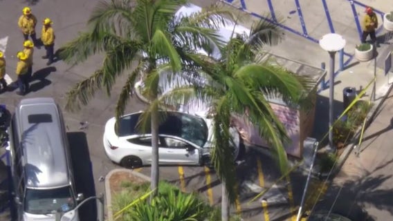 1 dead, 4 injured in crash near Trader Joe's at The Grove