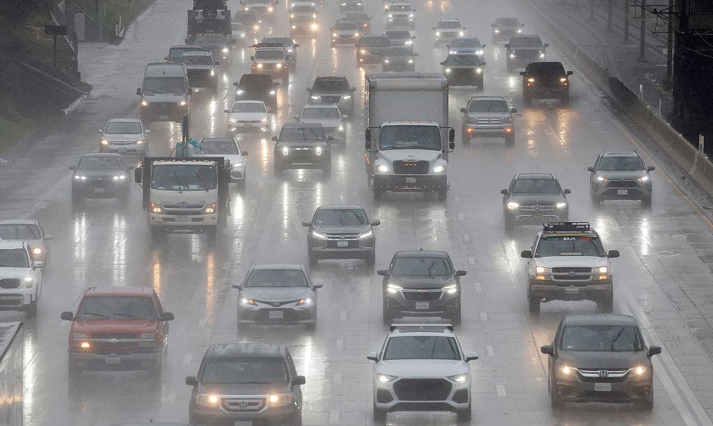 Southern California storm warning:  Heavy rain, thunderstorms, and Flood Watch issued
