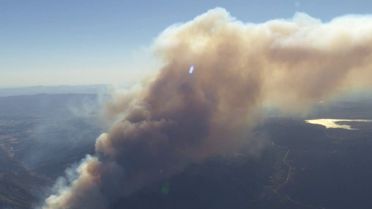 LIVE: Bouquet Fire near Santa Clarita triggers evacuations