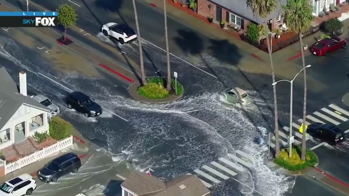 Newport Beach braces for more flooding as unusually high tides continue