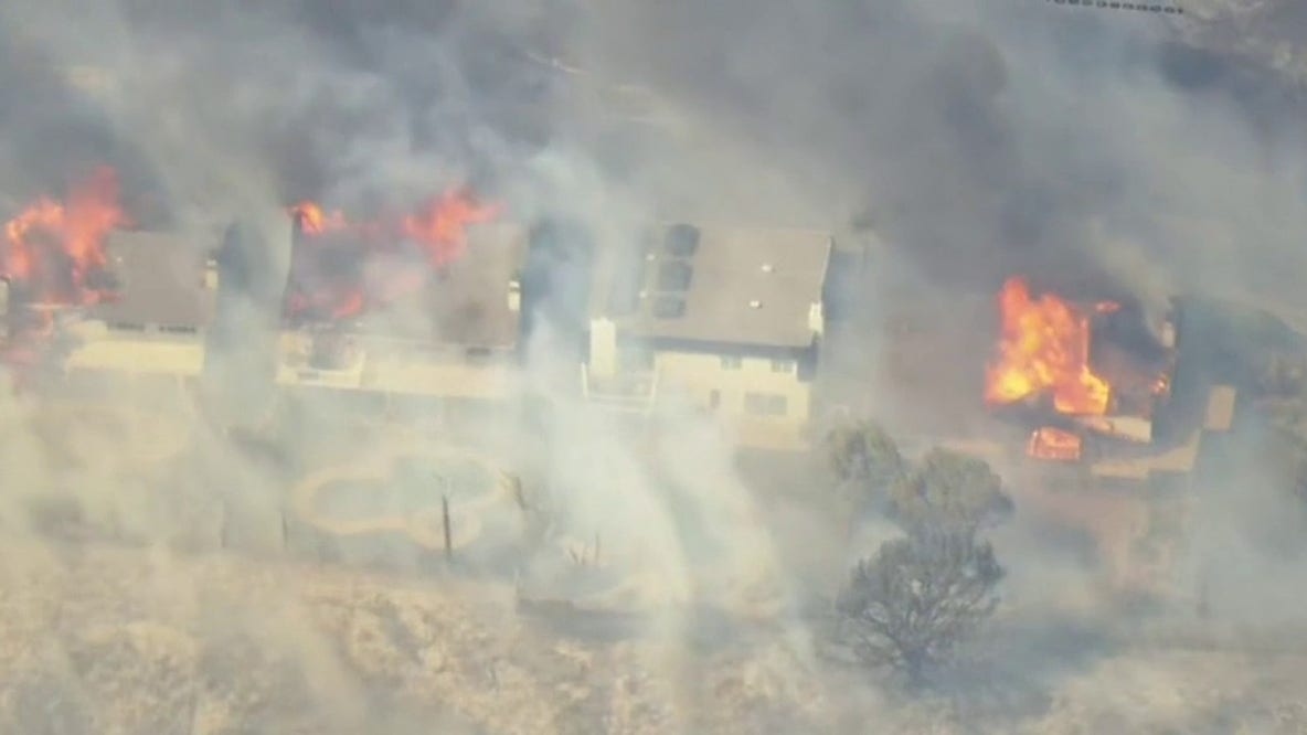 LIVE: Norte Fire in San Clemente threatens homes, forces evacuations