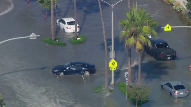 Newport Beach declares local emergency ahead of storm, King Tides