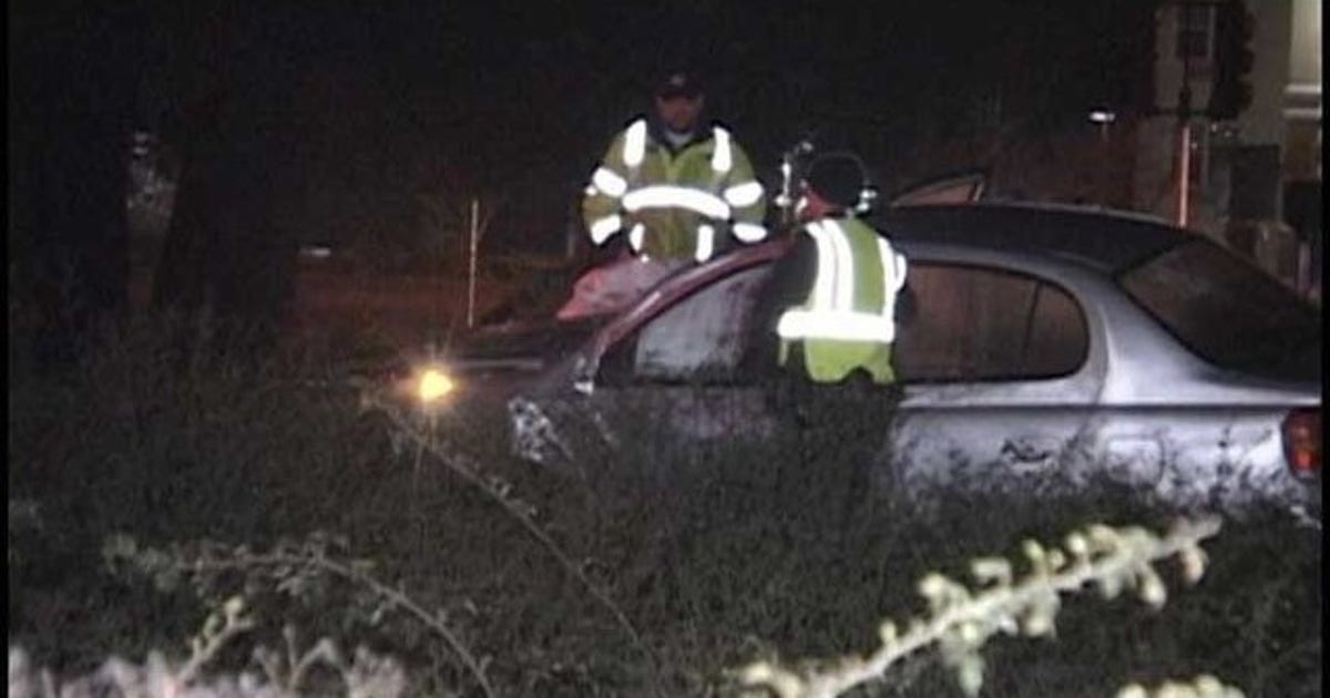 Teen dies, two others injured when Santa Rosa pursuit ends in crash ...
