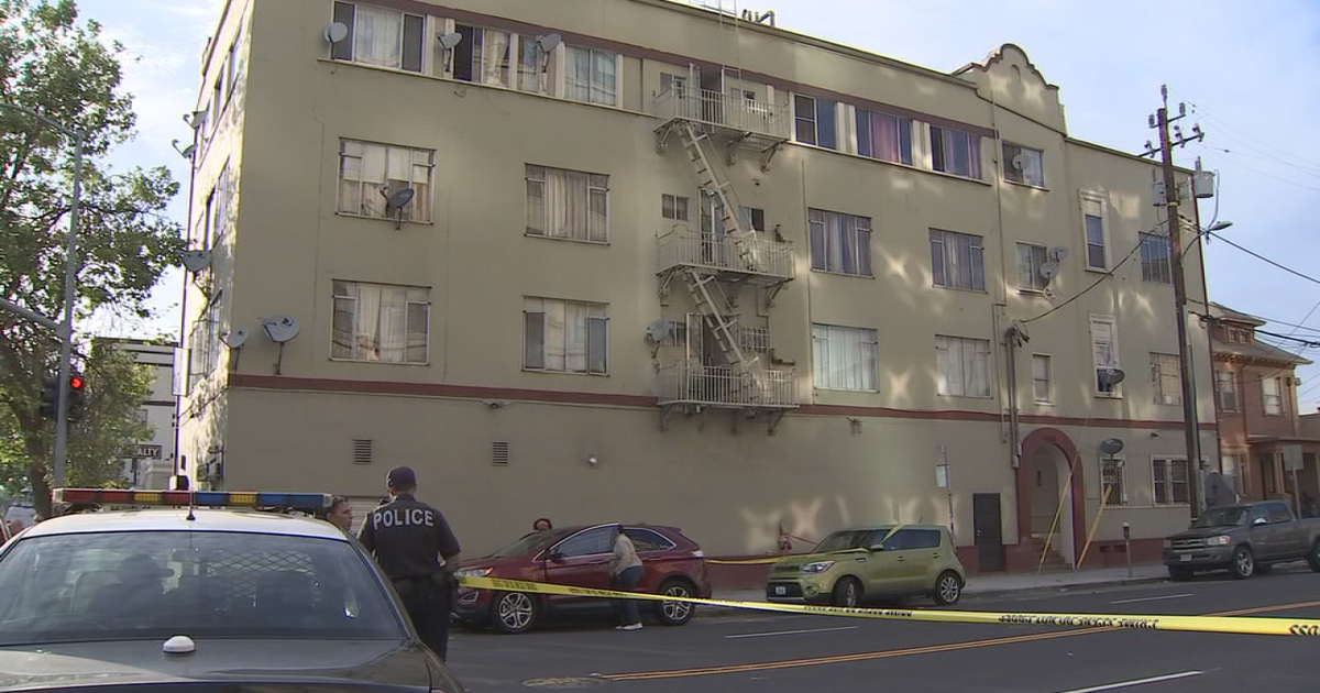 Toddler who fell from Oakland fire escape has died: coroner | KTVU FOX 2