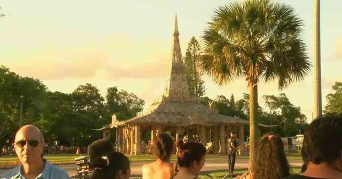 Temple memorial to Florida shooting victims is set ablaze | KTVU FOX 2