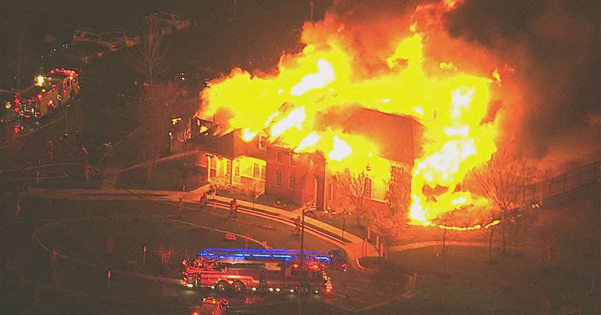 Large fire breaks out in Centreville | KTVU FOX 2