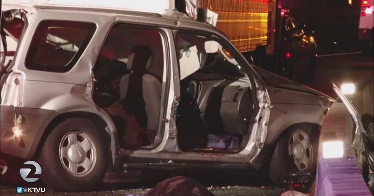 3 family members die, teen injured in Oakland crash | KTVU FOX 2