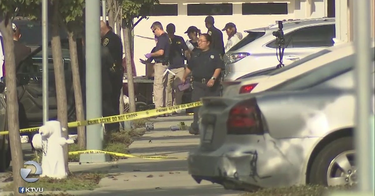 Woman, 61, held in Oakland triple homicide | KTVU FOX 2