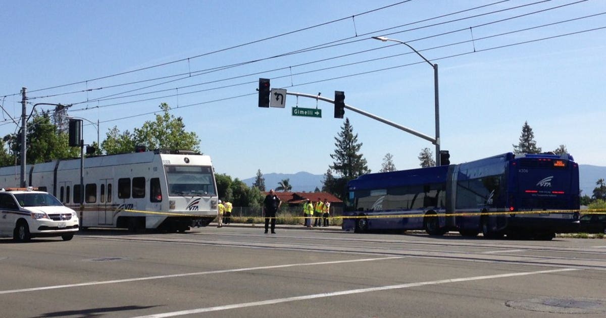 Pedestrian killed after being struck by VTA in San Jose | KTVU FOX 2