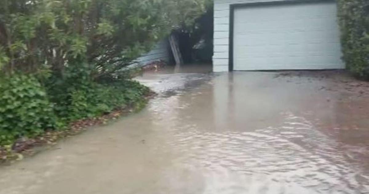 Water main break floods street in Orinda neighborhood | KTVU FOX 2