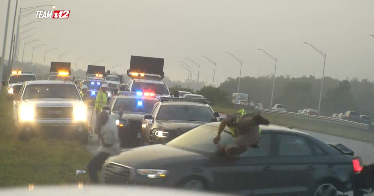 Florida trooper hit by car after pushing man out of danger | KTVU FOX 2