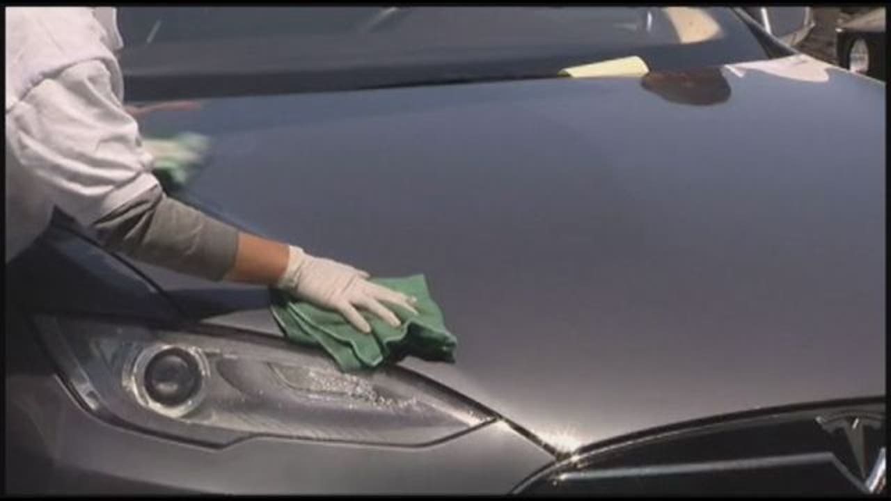Redwood City car wash uses just one cup of water on cars