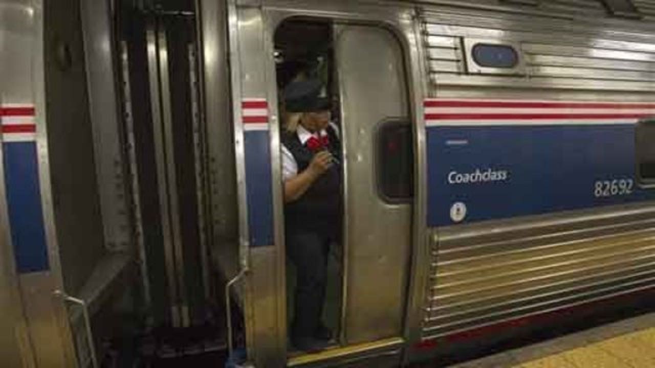 Amtrak trains back in service between Philadelphia, New York