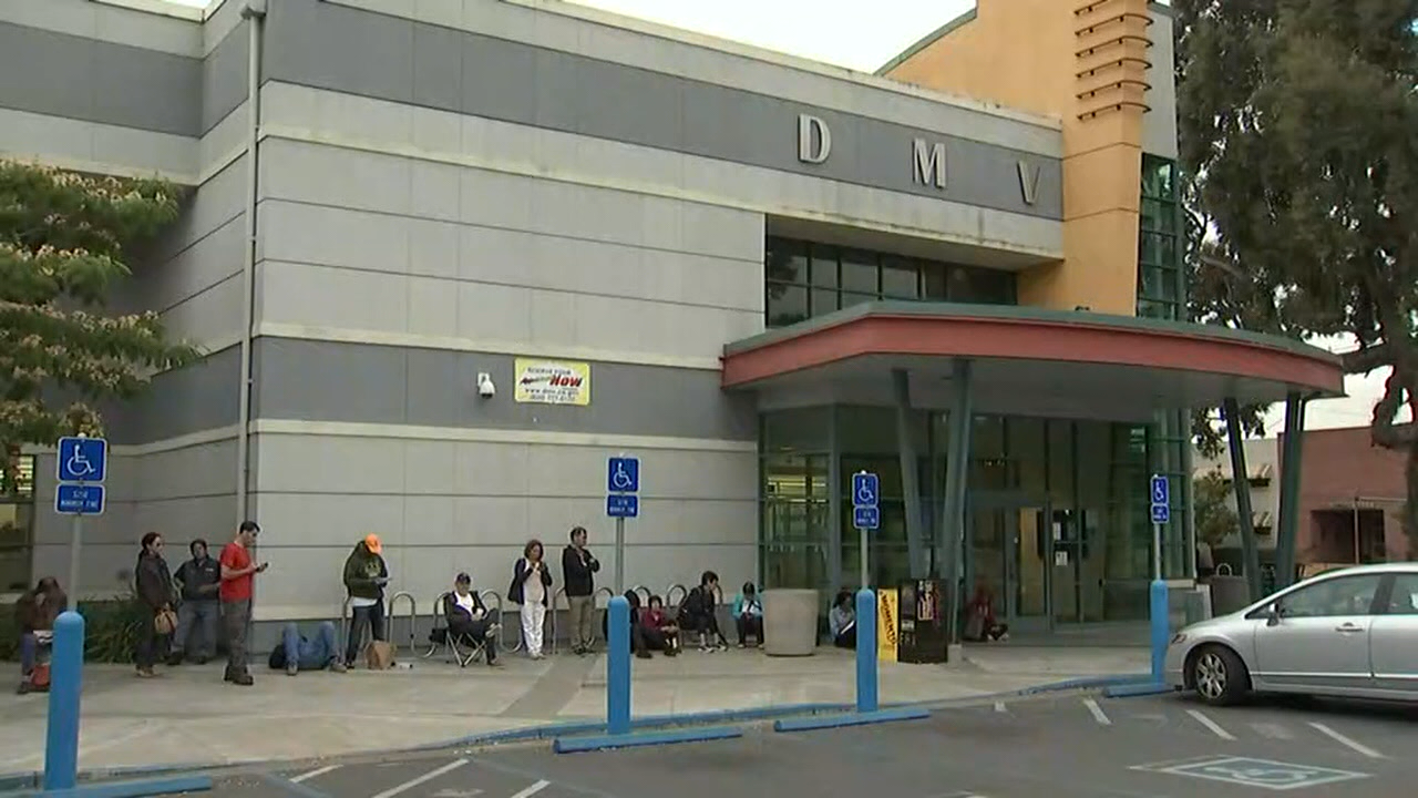 California DMV opens 60 field offices on Saturday to help alleviate brutally long wait times