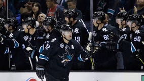 Marleau's highlight-reel goal leads Sharks past Panthers 5-2