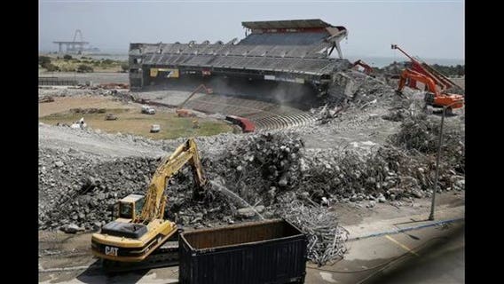 PHOTOS: Candlestick Park demolition progresses