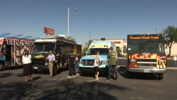 'Wall' of taco trucks to be 'built' outside Trump's Vegas hotel before final debate