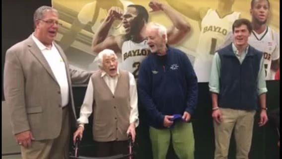 Bill Murray sings happy birthday to 94-year-old fan