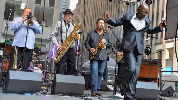 Oakland declares 'Tower of Power Day,' reminding the world what is hip