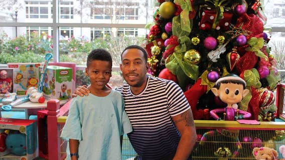 Ludacris Brings Christmas Gifts to Atlanta Patients