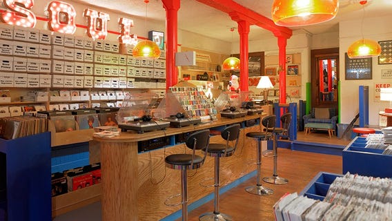 Haight Street staple, Rooky Ricardo's receives legacy status