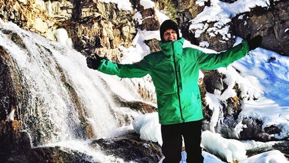 Extreme sports star dies in California skydiving accident