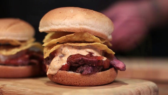 Recipe: Texas steak and Louisiana shrimp surf ‘n turf sliders