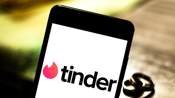 Online dating is now the most popular way for US couples to meet, study finds