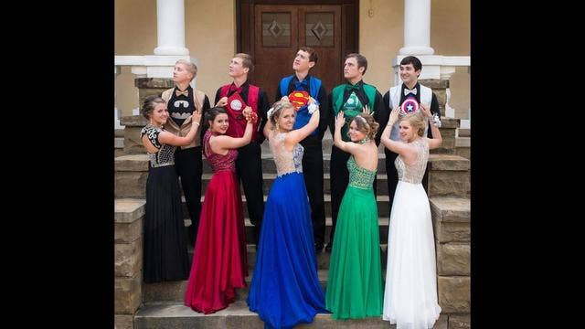 It's all about coordination! Superhero prom photo goes viral