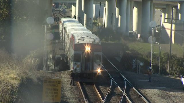 Caltrain to reduce weekday train service starting next week