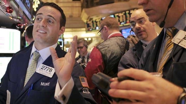 Official: Average Wall Street bonus rises to nearly $173,000