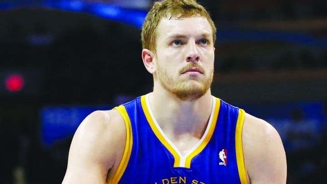 Warriors trade Lee to Celtics for Wallace