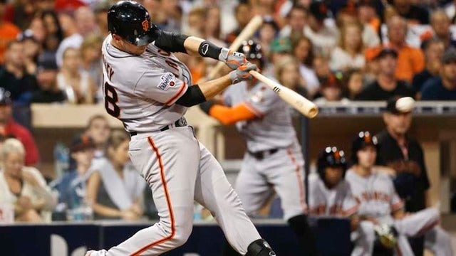Kemp's 2-run homer helps carry Padres over Giants, 4-2