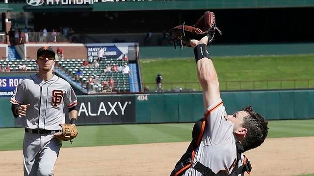 Giants fall short in 2-1 loss to Rangers