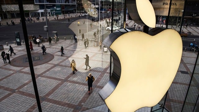Apple's fiscal 2Q revenue, profit sag amid iPhone slump