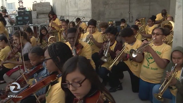 Some Bay Area students take a knee in solidarity