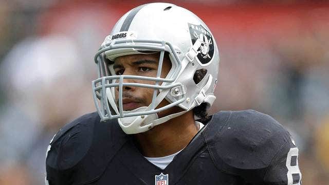 Raiders tight end Rivera embraces new role