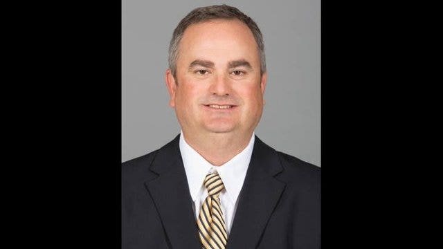 AP Source: Cal fires coach Sonny Dykes after 4 seasons