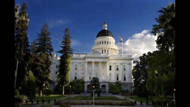 Veteran California Capitol worker dies from COVID-19