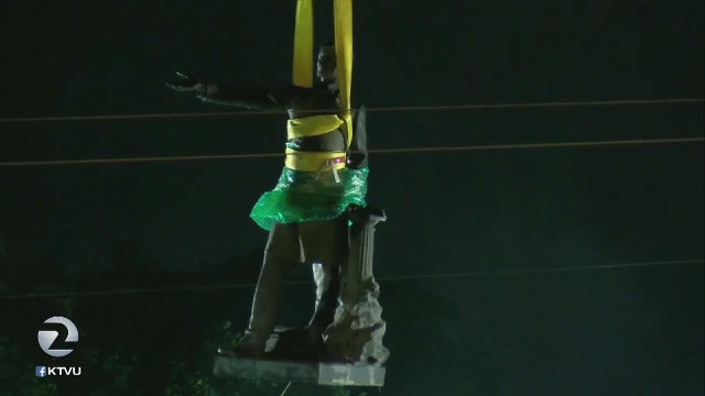 Confederate statue of Jefferson Davis taken down in New Orleans