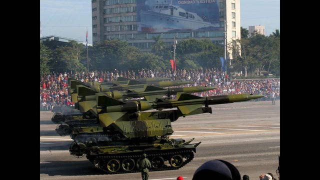 Trump to announce plan to stop cash flow to Cuban military