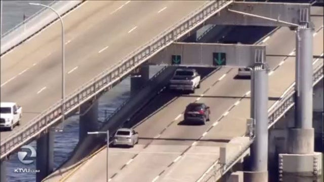 Voters appear to OK Measure 3, regional Bay Area bridge toll hike