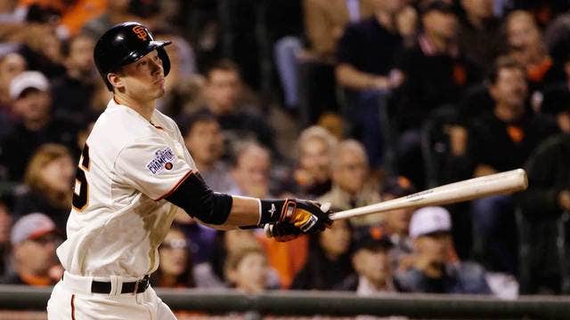 Greinke, Dodgers denied NL West as Giants win 3-2 in 12